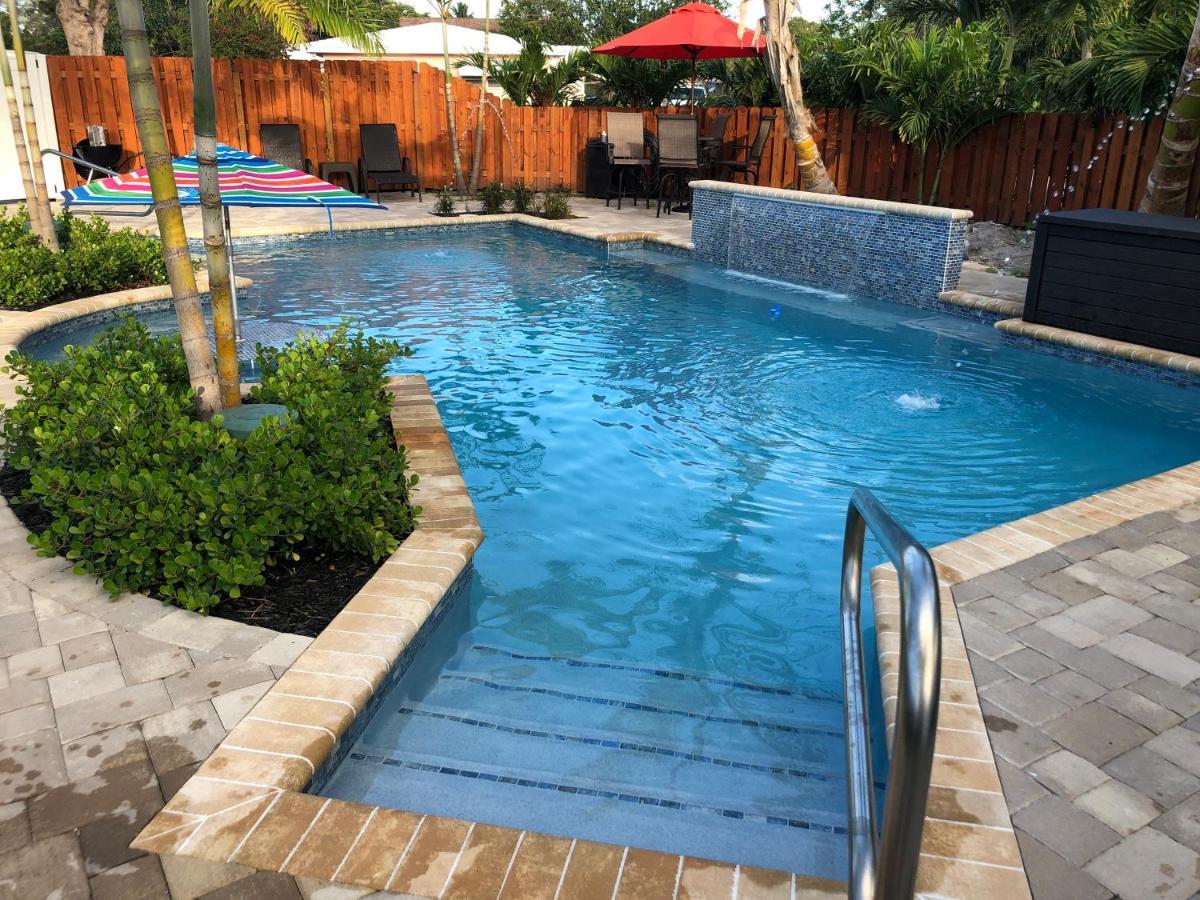 Billy'S Resort- Men Only - Solo Hombres Wilton Manors Extérieur photo