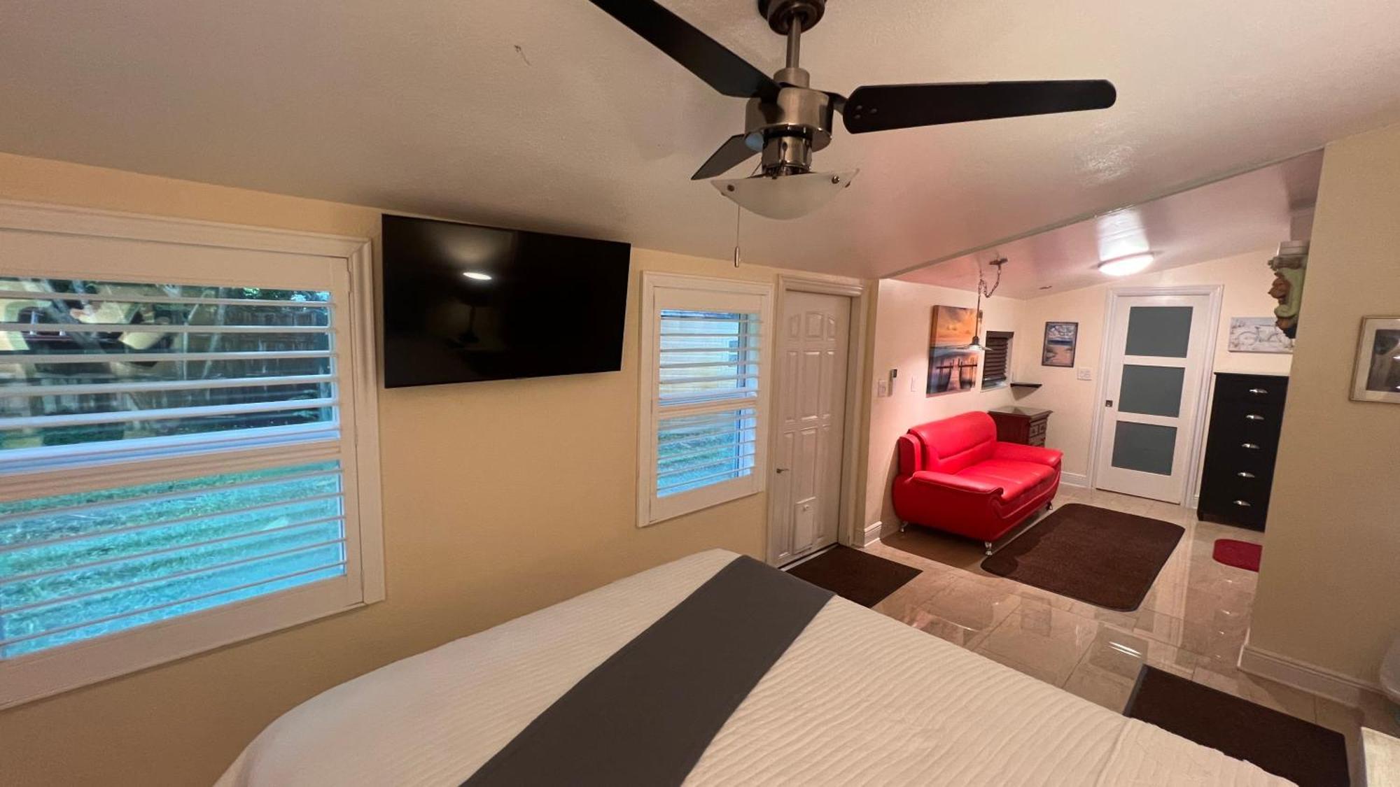Billy'S Resort- Men Only - Solo Hombres Wilton Manors Extérieur photo