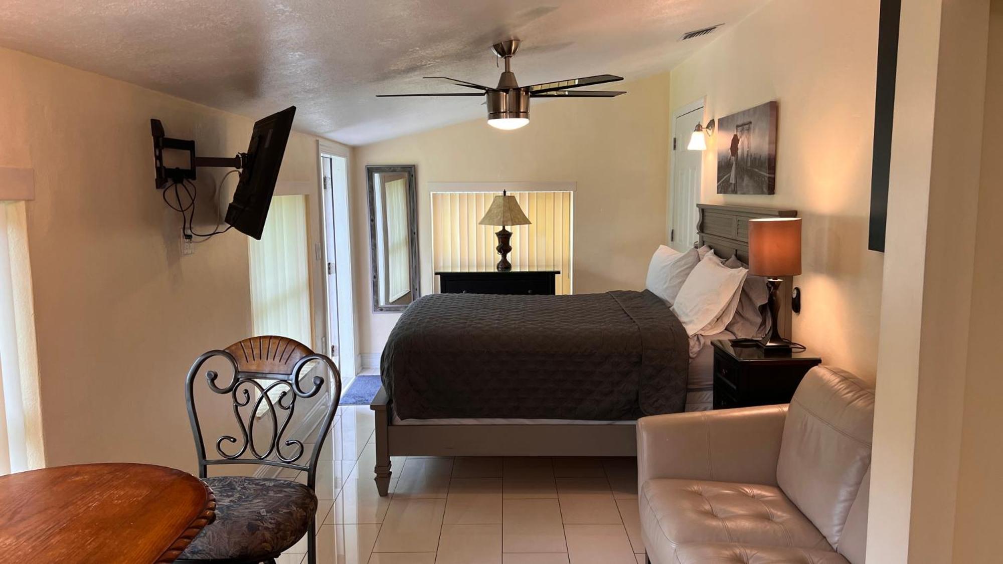Billy'S Resort- Men Only - Solo Hombres Wilton Manors Extérieur photo