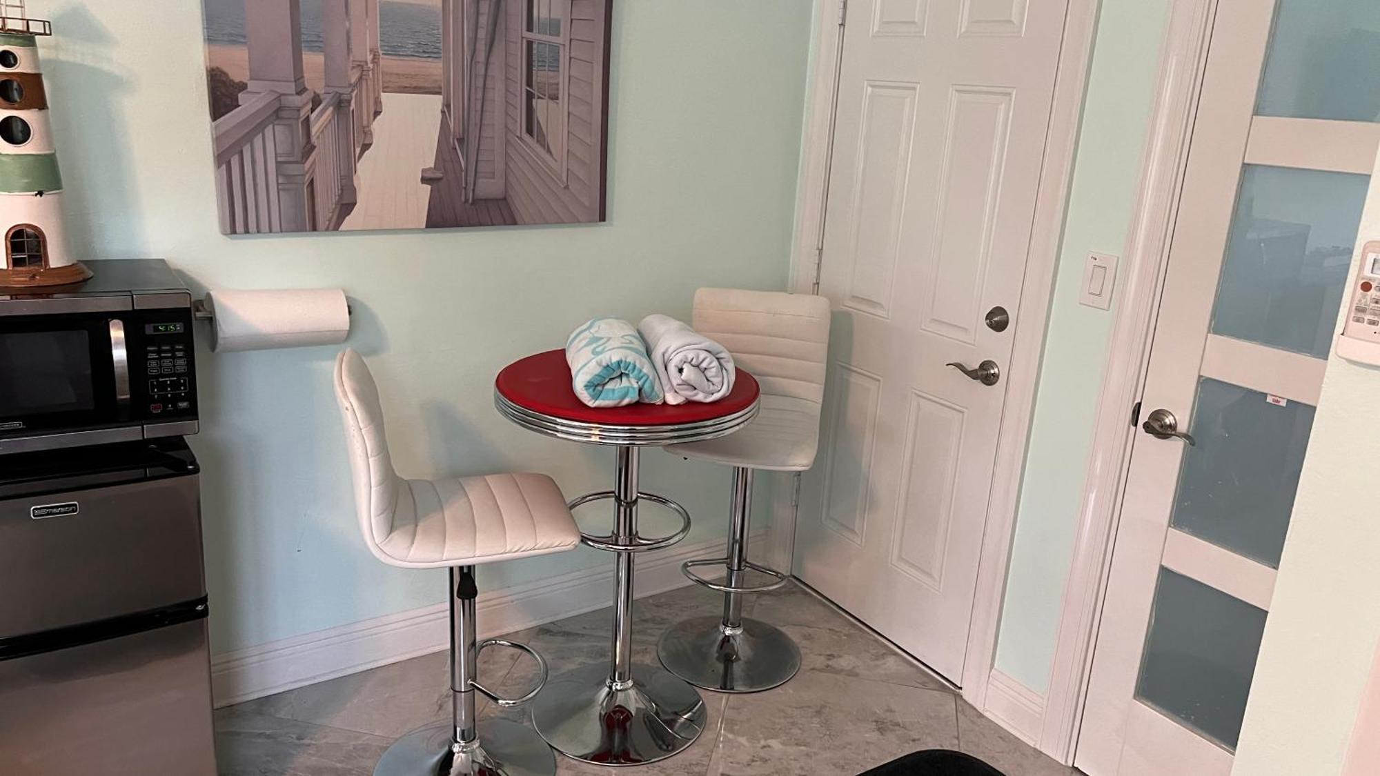 Billy'S Resort- Men Only - Solo Hombres Wilton Manors Extérieur photo